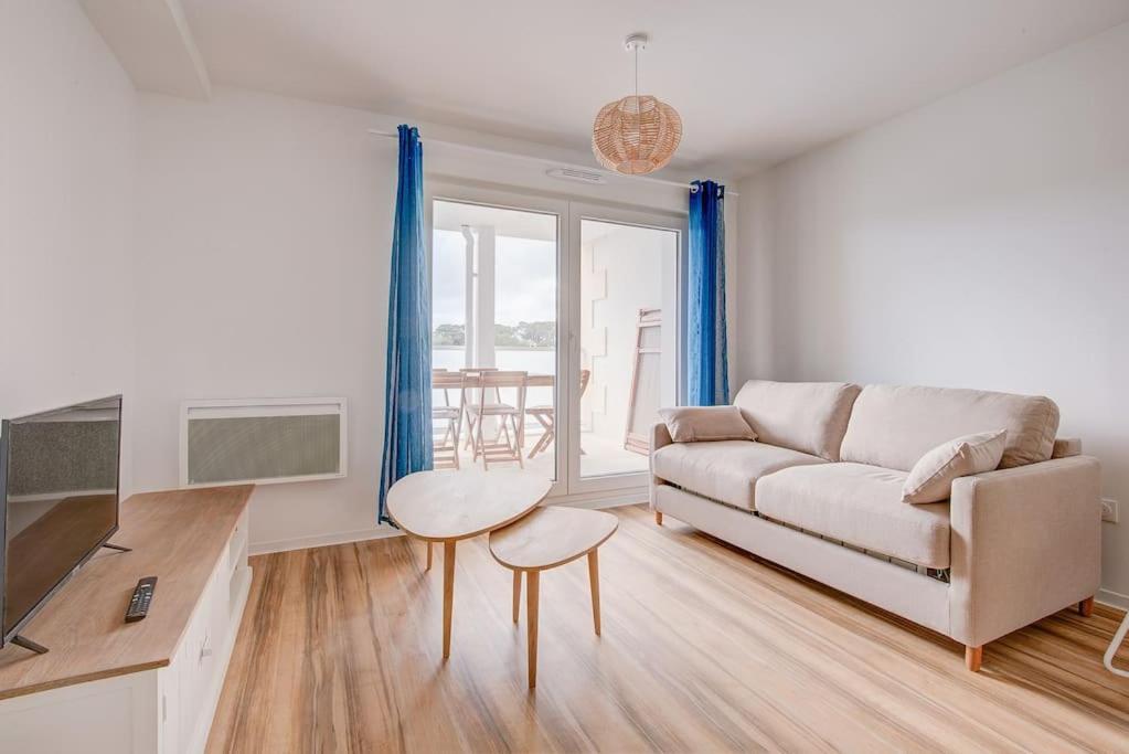 Tres Belle Standing Apartment